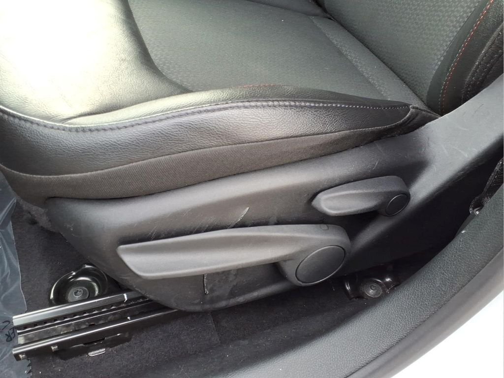 Used 2025 White Jeep Trailhawk 4x4 image 22