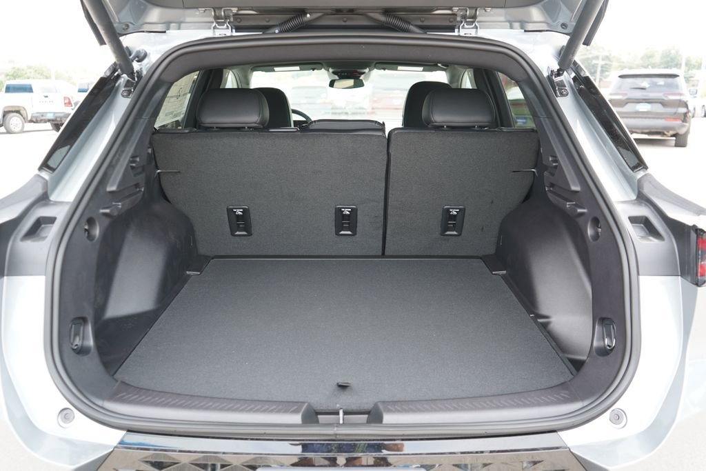 2025 Chevrolet Equinox EV RS - Photo 27