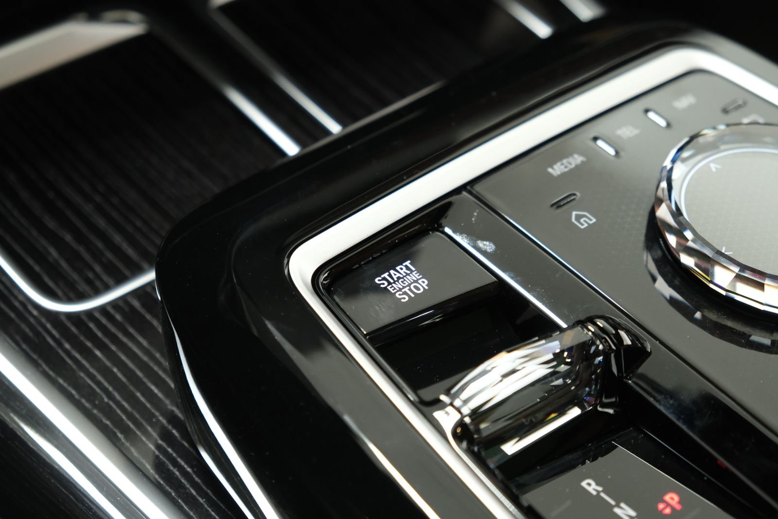 New 2026 Black Sapphire Metallic BMW Label image 35