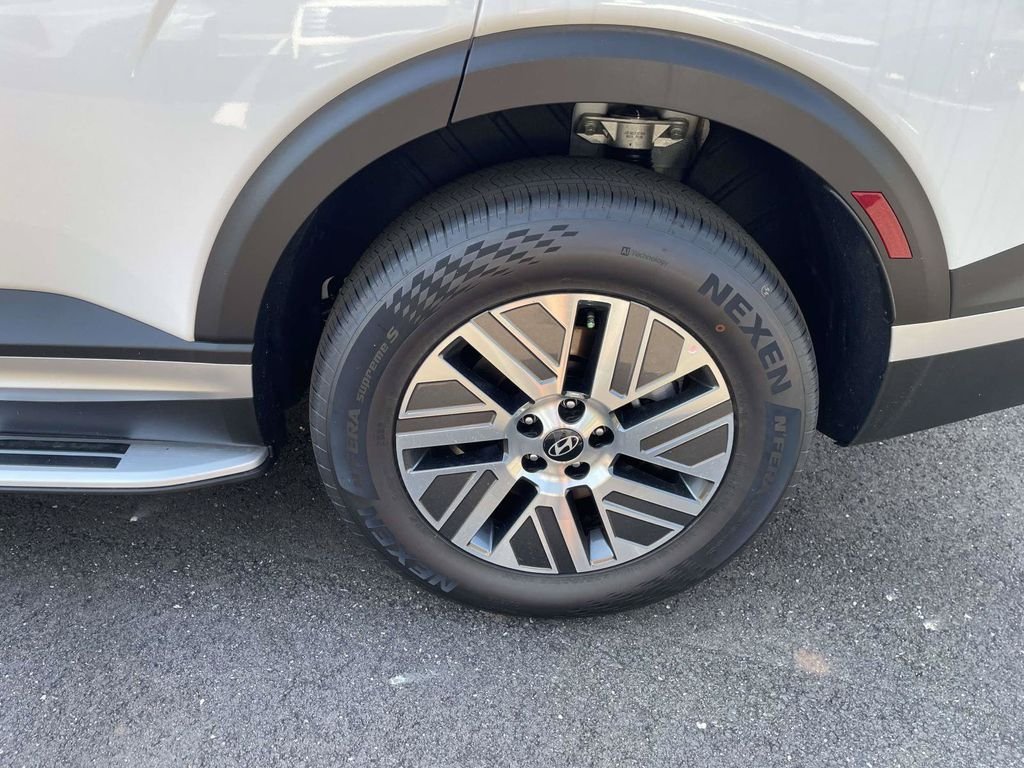 New 2026 White Hyundai Blue SEL Premium 7P image 9