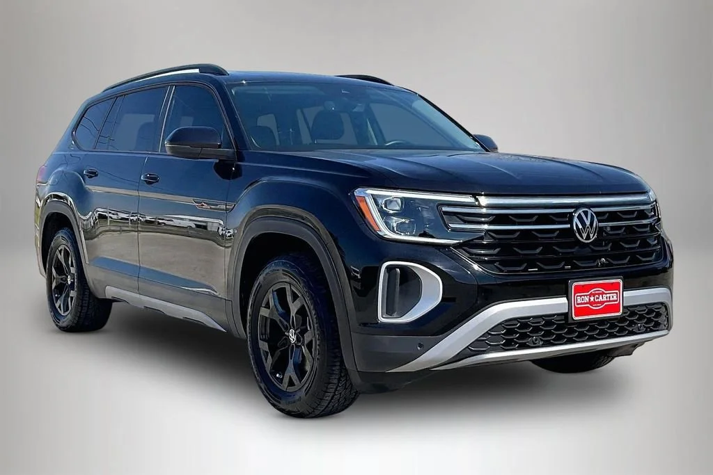 2025 Volkswagen Atlas 2.0T Atlas Peak Edition 4MOTION's photo