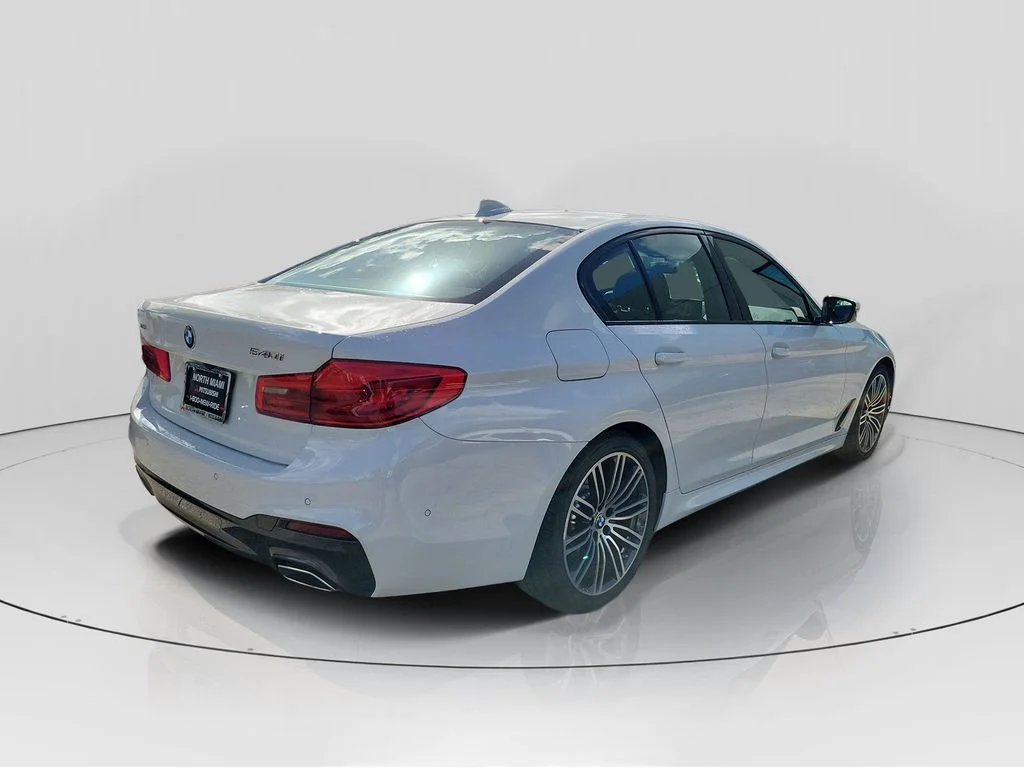 Used 2020 White BMW 540i xDrive image 7