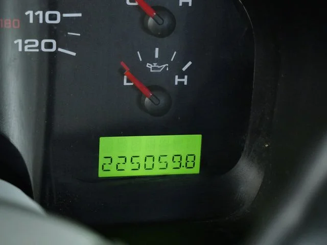Used 2004  Ford STX image 19