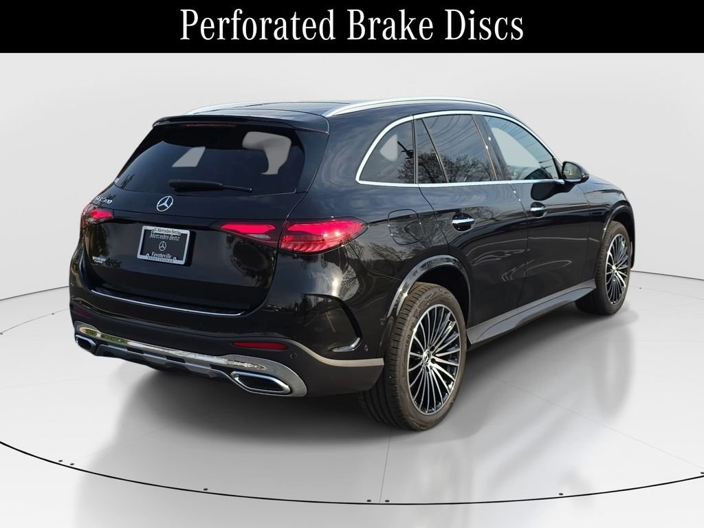 Certified Used 2026 Black Mercedes-Benz GLC 300 image 5