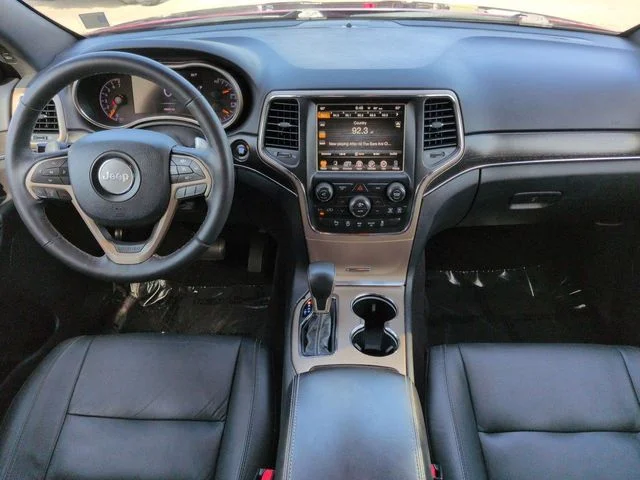 Certified Used 2017 Velvet Red Pearlcoat Jeep Limited image 15