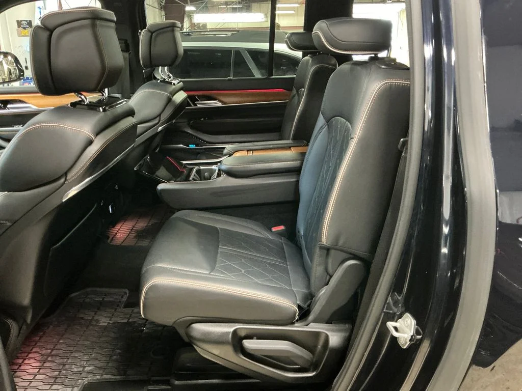 Certified Used 2024 Black Jeep Series III image 27