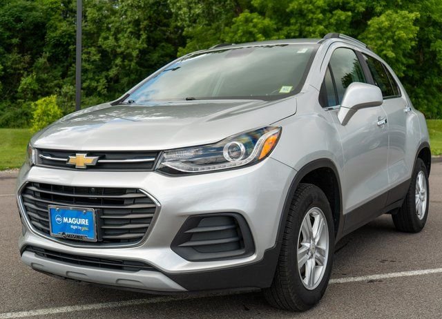 Used 2019 Silver Chevrolet LT image 2