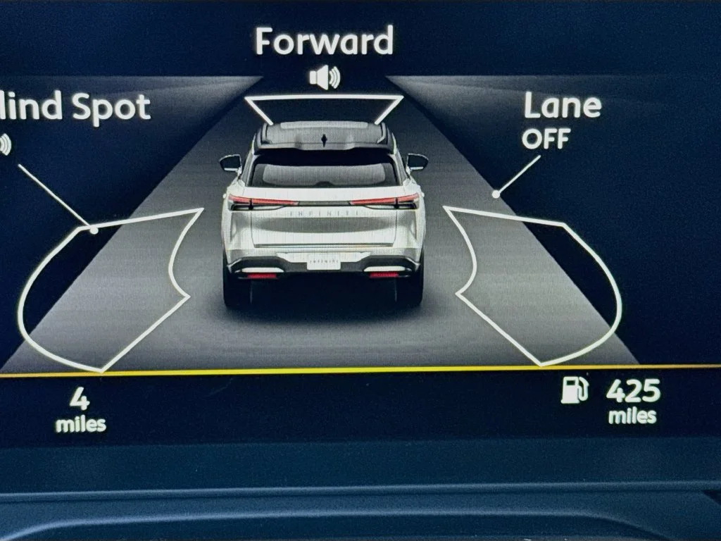 New 2027 White INFINITI LUXE image 12