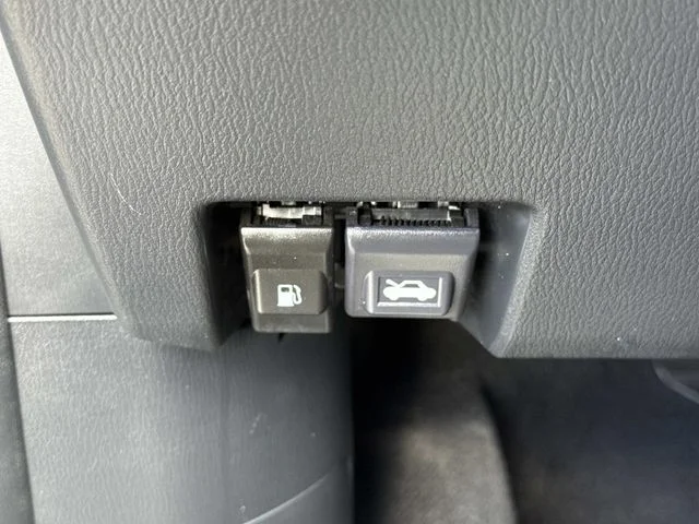 Used 2022 Gray Mazda 2.5 S Carbon Edition image 43