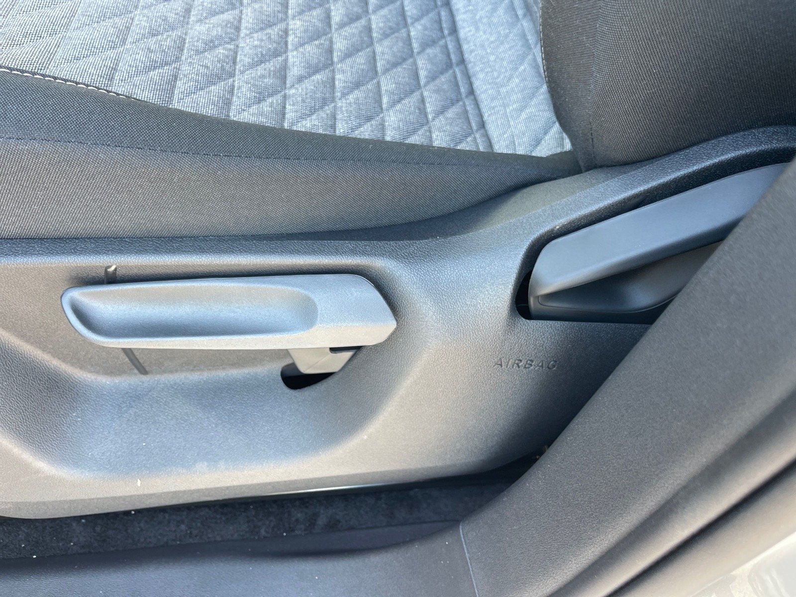 New 2026 Pyrite Silver Metallic Volkswagen S image 9