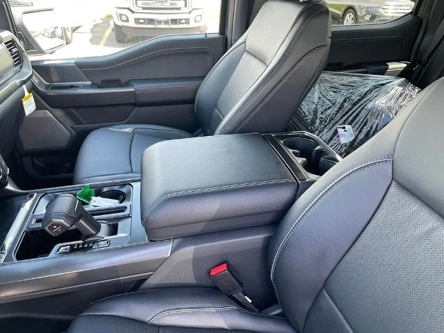New 2026 Carbonized Gray Metallic Ford Lariat® image 62