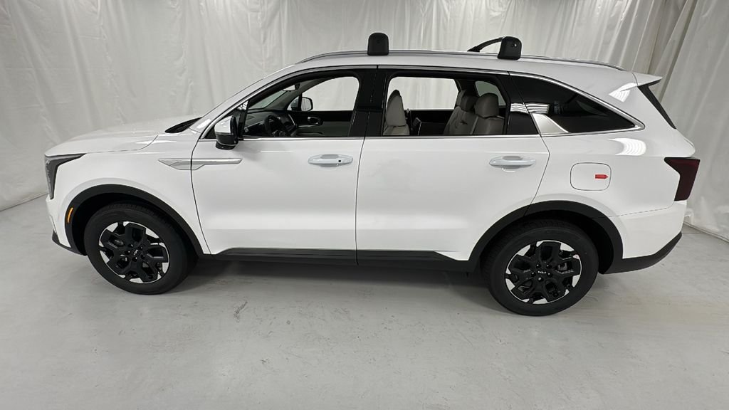 2025 Kia Sorento S - Photo 6
