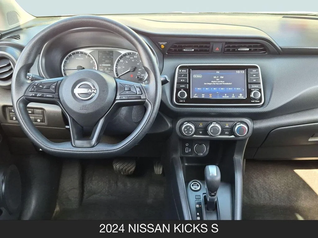 Used 2024 Gray Nissan S image 13