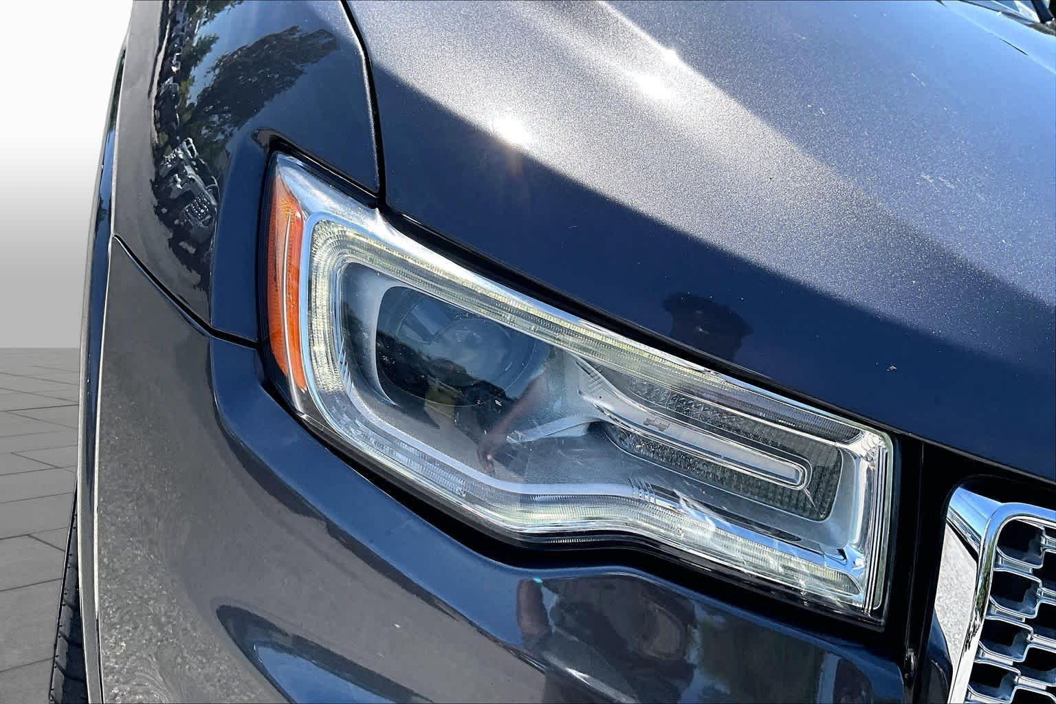 Used 2017 Granite Crystal Metallic Clearcoat Jeep Overland image 28