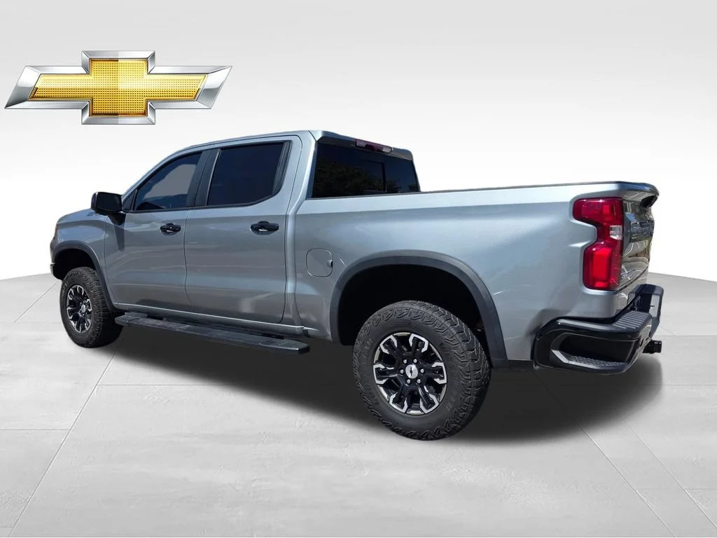 Used 2024 Sterling Gray Metallic Chevrolet ZR2 image 5