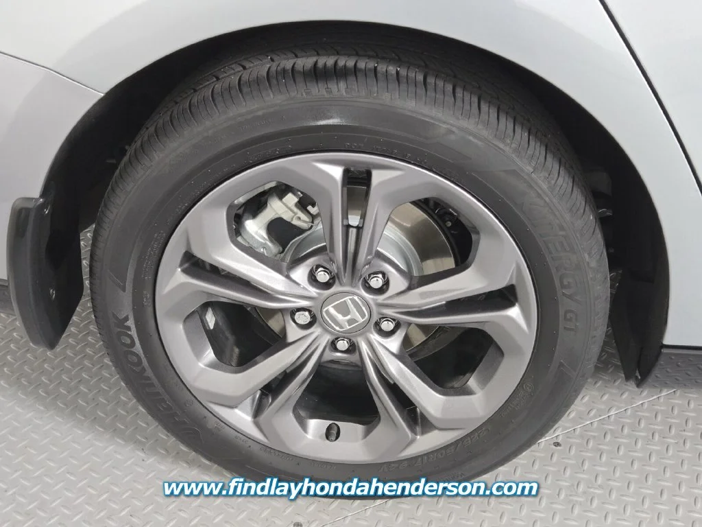 2024 Honda Accord Hybrid EX-L - Photo 11
