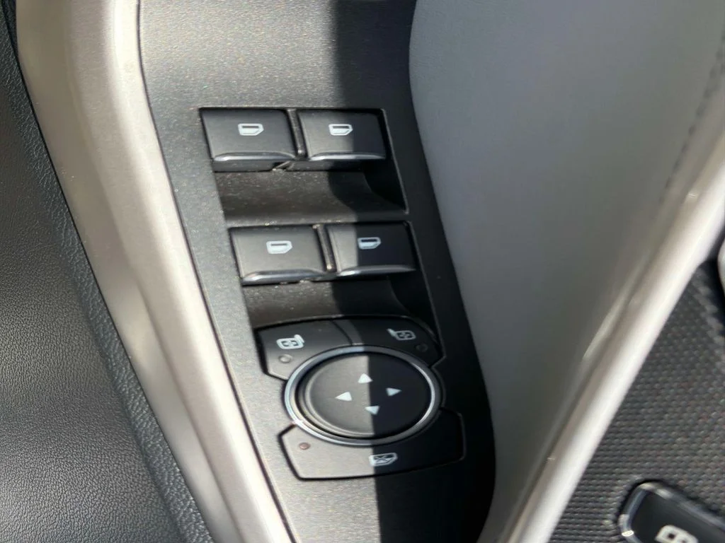 Used 2024 White Ford XLT image 20