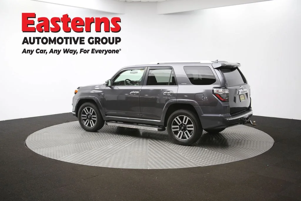 Used 2015 Gray Toyota Limited image 128