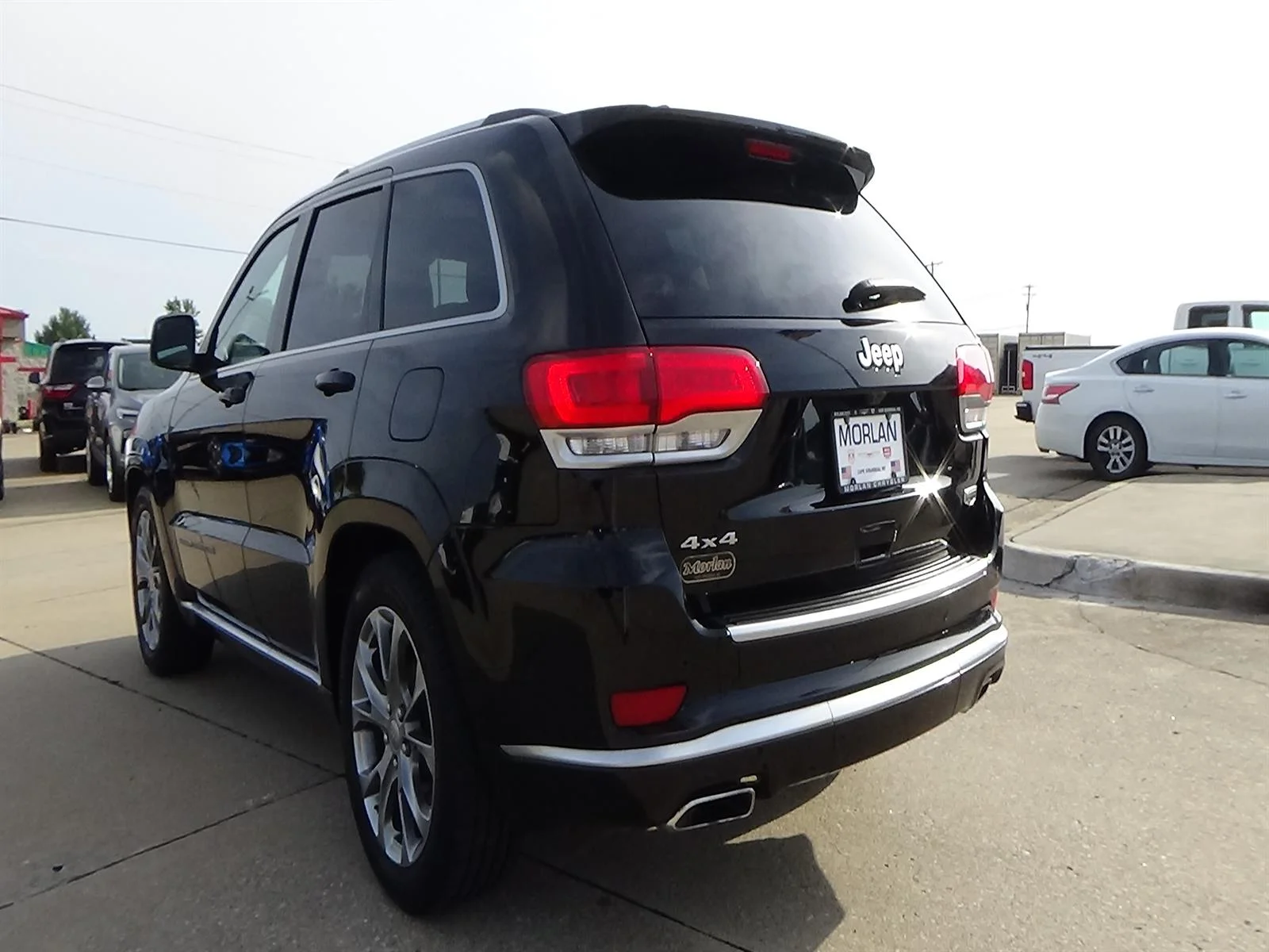 Certified Used 2020 Diamond Black Crystal Pearl Coat (pxj) Jeep Summit image 8