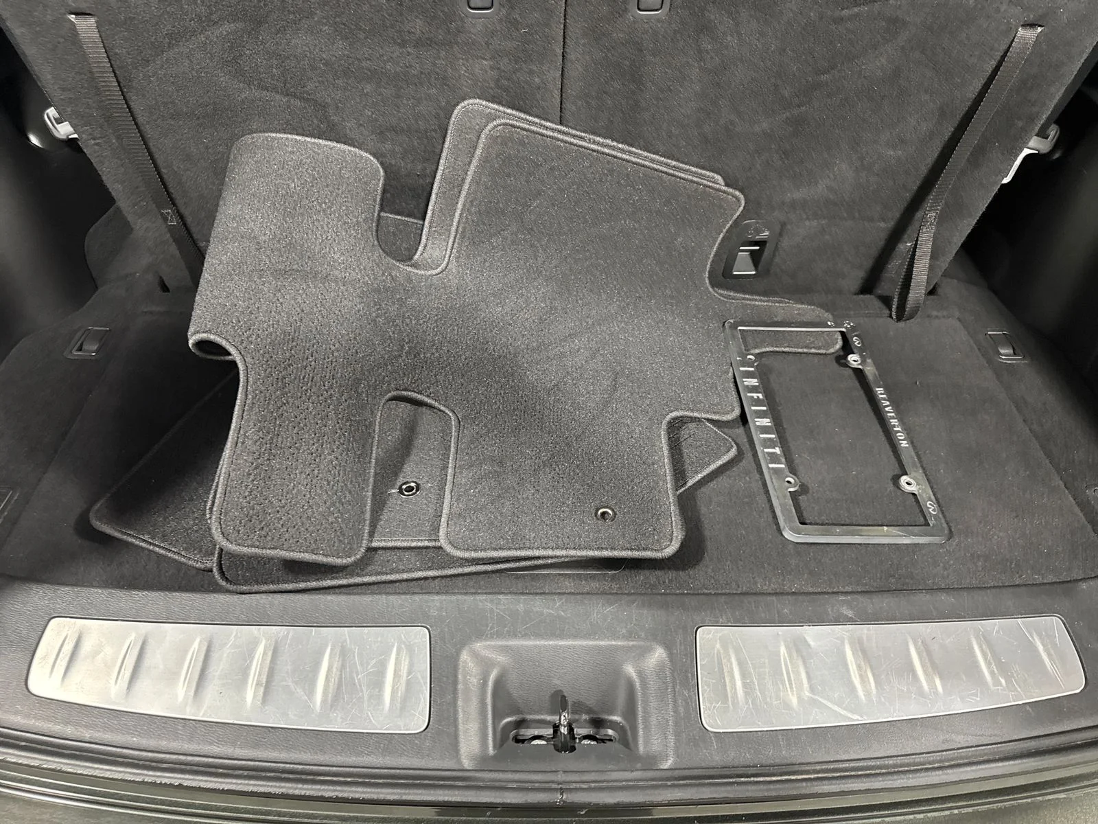 Used 2013 Green INFINITI Base image 30