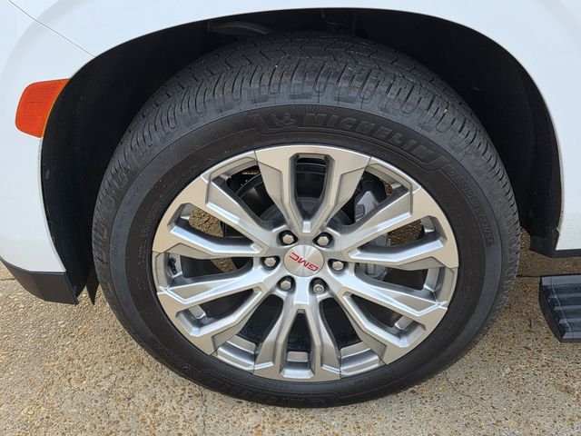 2022 Gmc Yukon Denali photo 2