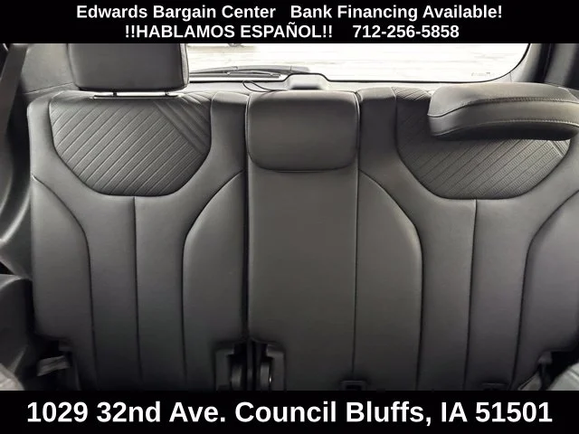 Used 2025 White Hyundai SEL image 18