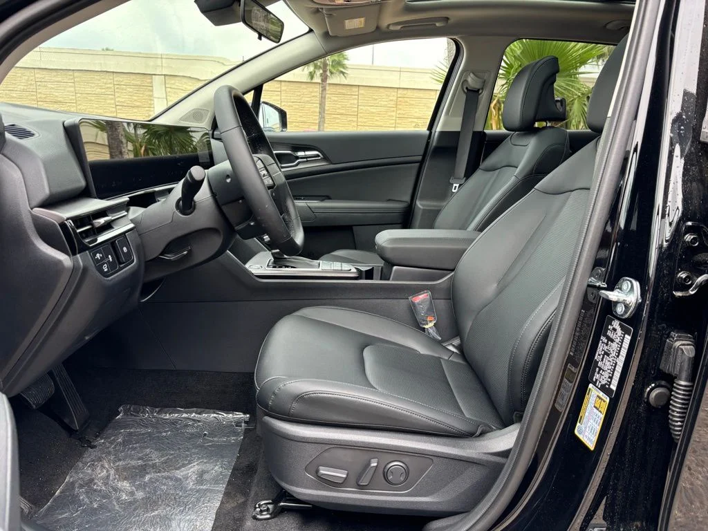 2026 Kia Sportage SX - Photo 16