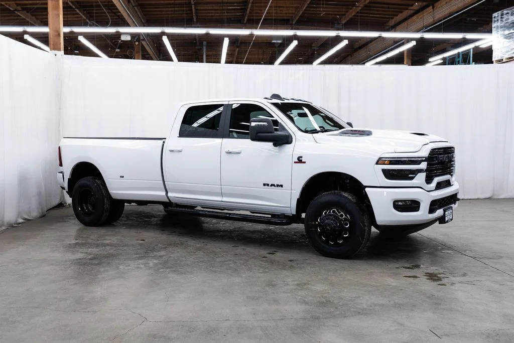 2026 RAM 3500 Laramie 4X4 Crew Cab LWB's photo
