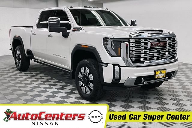 2025 GMC Sierra Denali 4WD Crew Cab Standard Box's photo