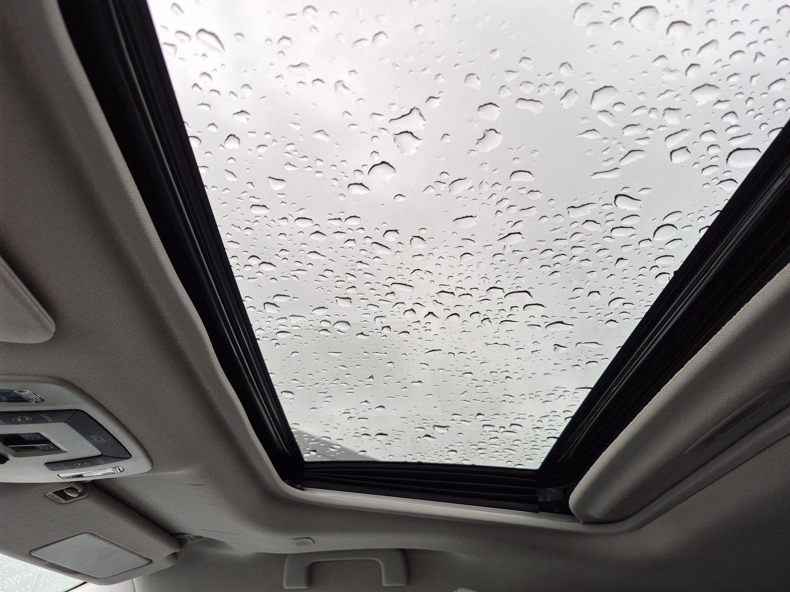 Used 2025 Wind Chill Pearl Toyota XLE image 30