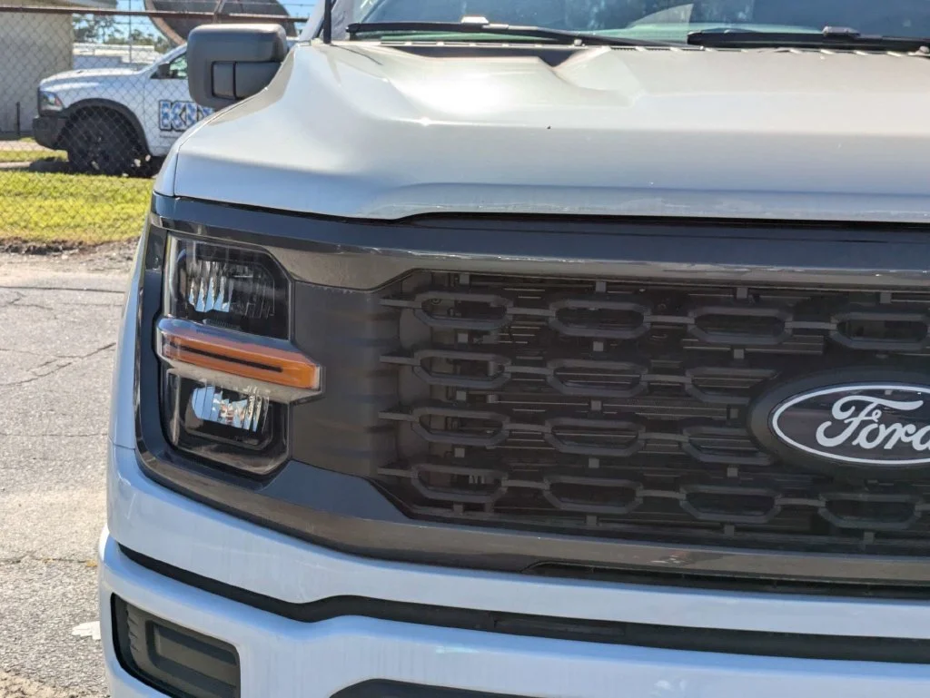 New 2026 Oxford White Ford STX image 10