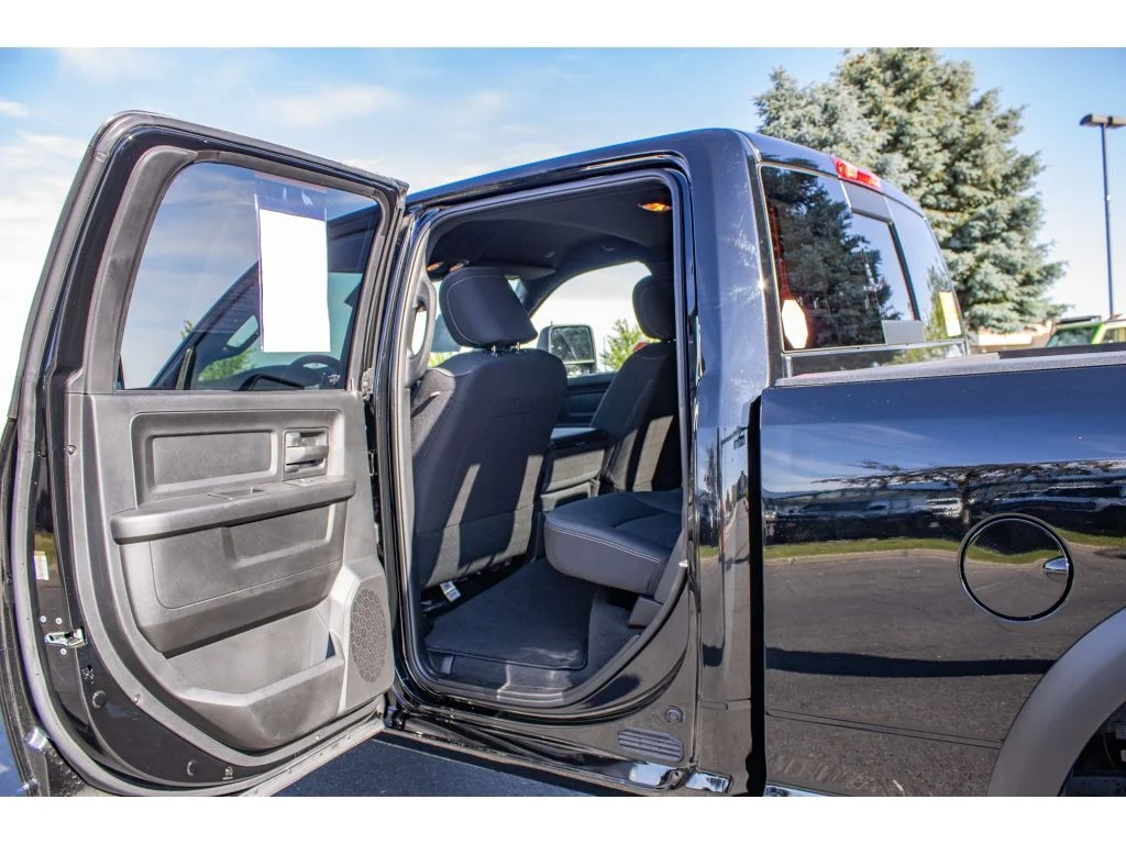 Certified Used 2025 Diamond Black Ram Tradesman image 13