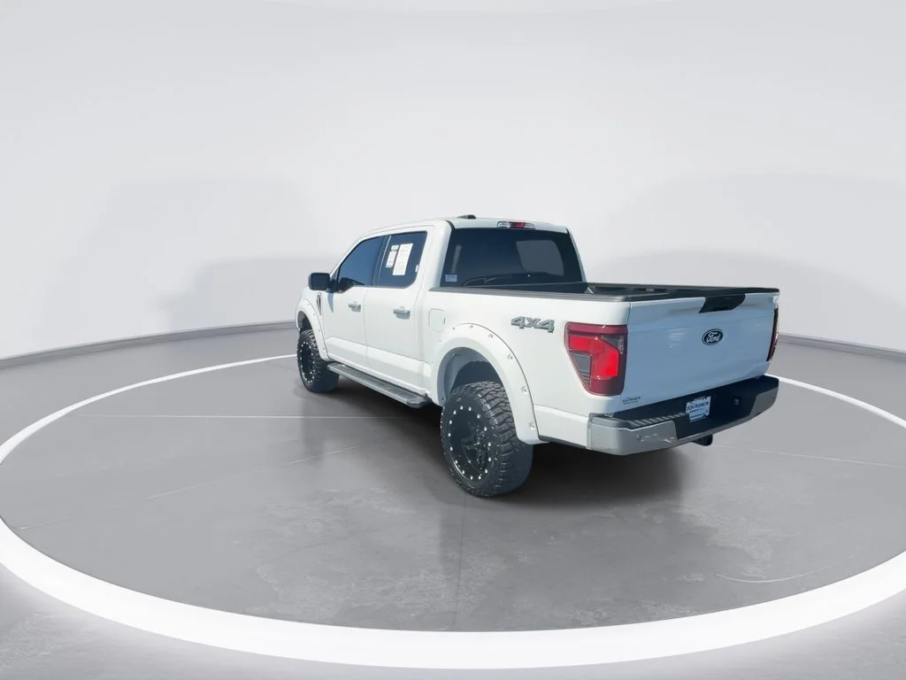 Used 2025 White Ford XLT image 7