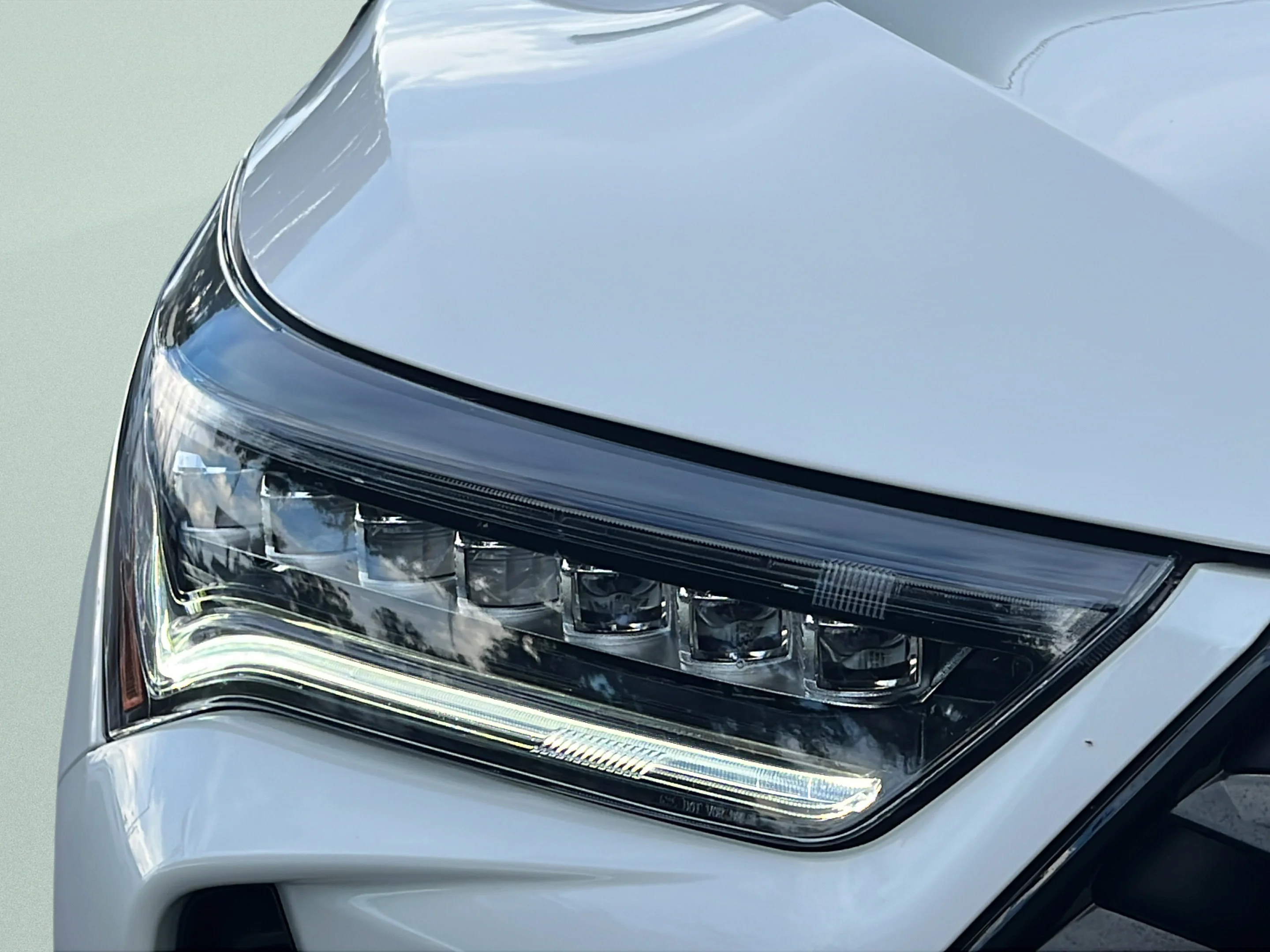 Used 2026 Platinum White Pearl Acura Base image 9