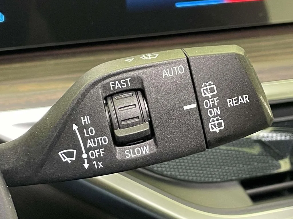 2026 BMW X5 50e - Photo 36