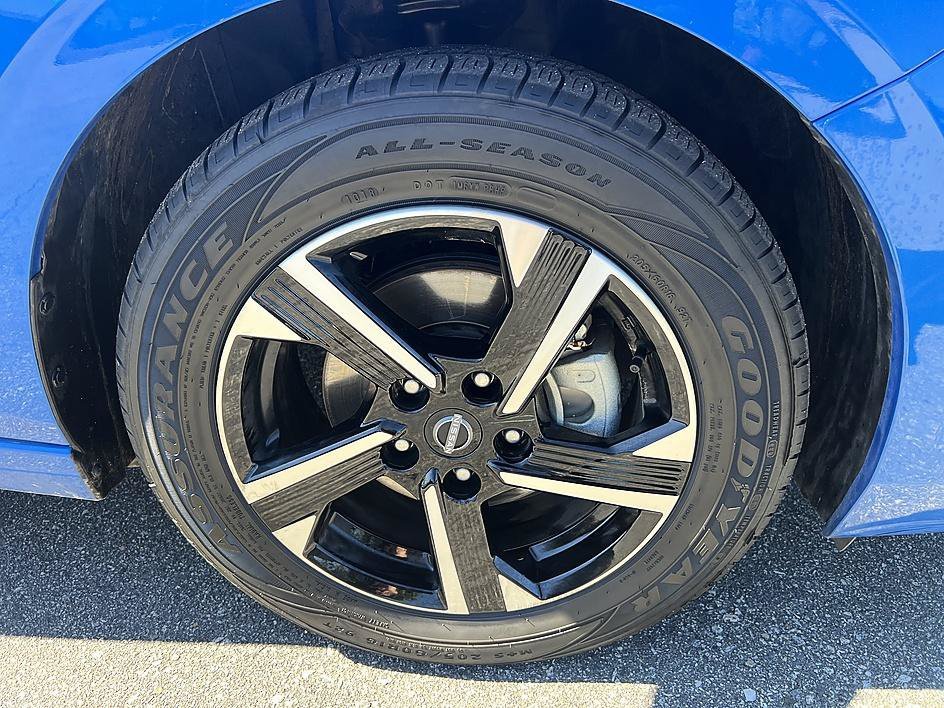 Used 2025 Electric Blue Metallic Nissan SV image 12