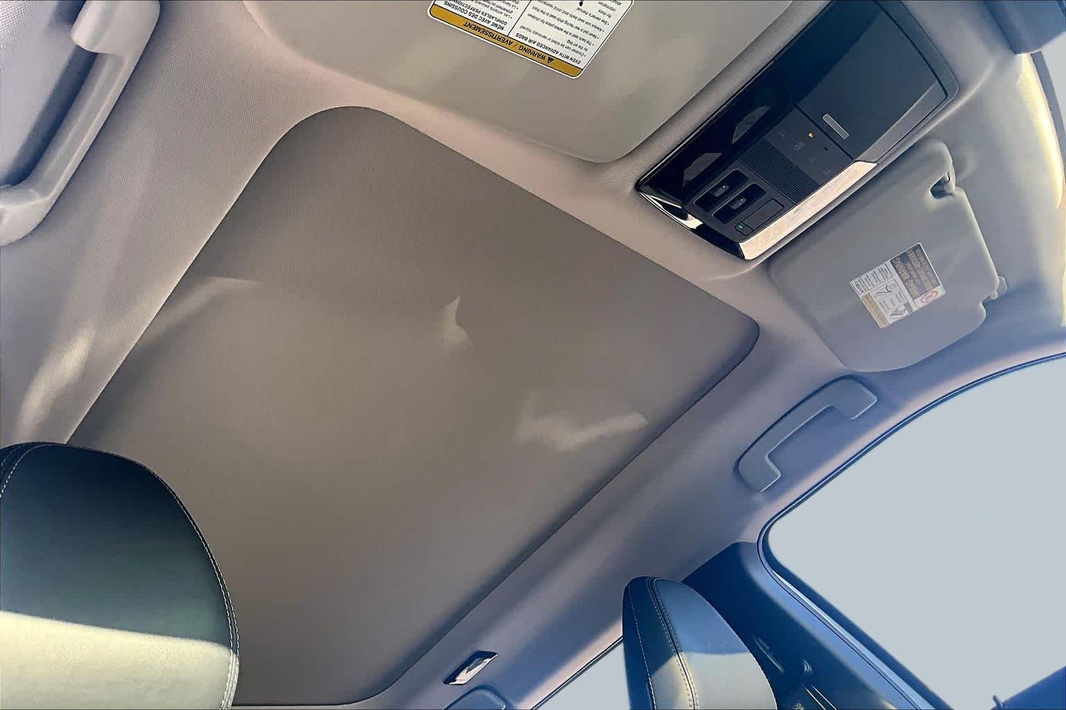 Used 2026 Moonstone Gray Metallic/Black Roof Mitsubishi Trail Edition image 14
