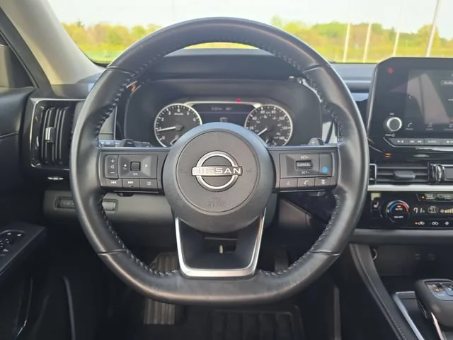 Used 2024 Silver Nissan SV image 18