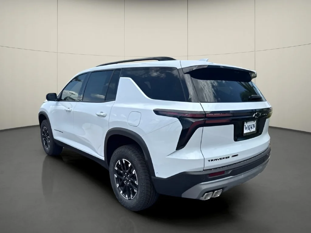 New 2026 Polar White Tricoat Chevrolet Z71 image 3