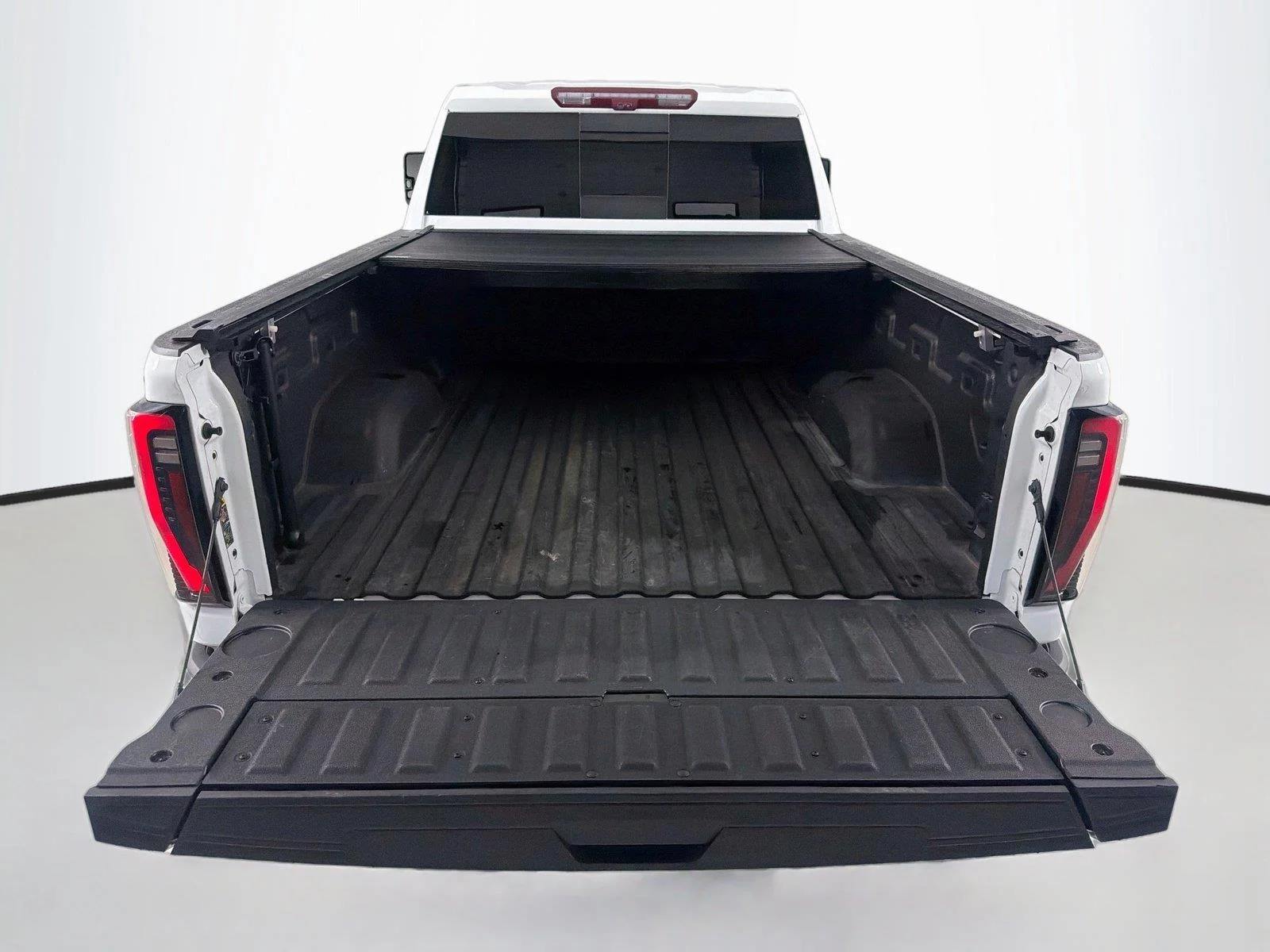 Used 2024 Summit White GMC AT4 image 26