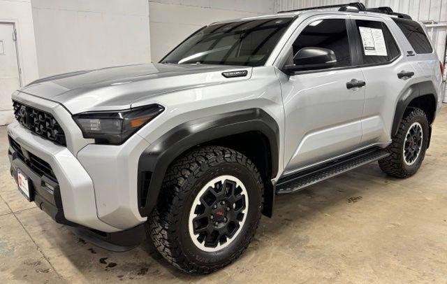 Used 2025 CUTTING EDGE Toyota  image 3