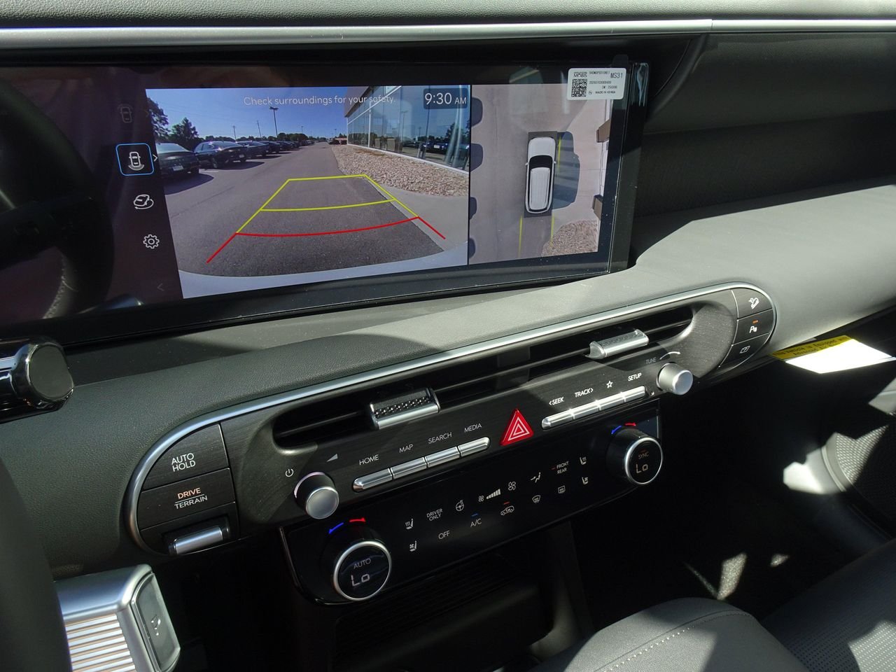 New 2027 White Hyundai Limited 8P image 20