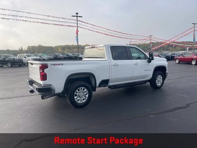 Used 2022 White Chevrolet LT image 7