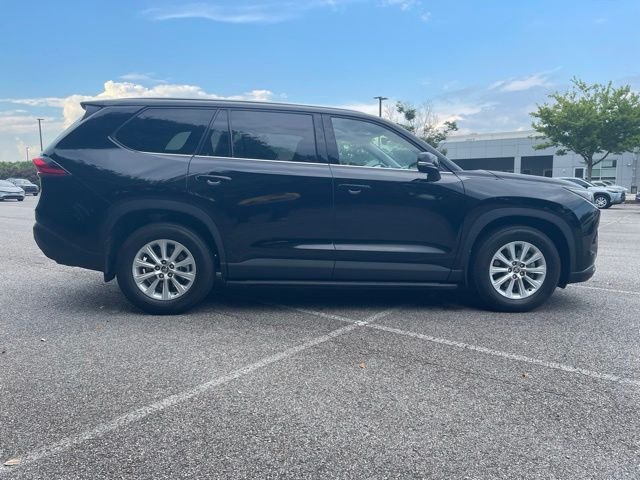 Used 2024 Black Toyota XLE image 11