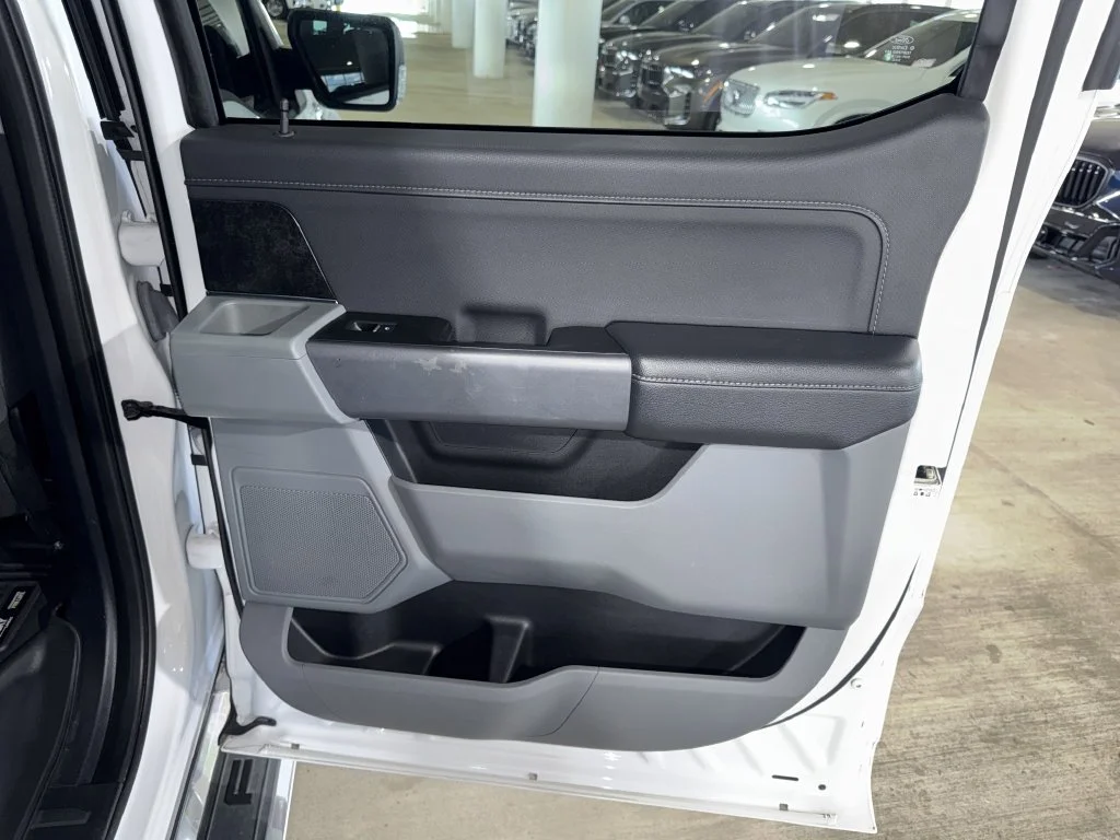 Used 2022 White Ford XLT image 11
