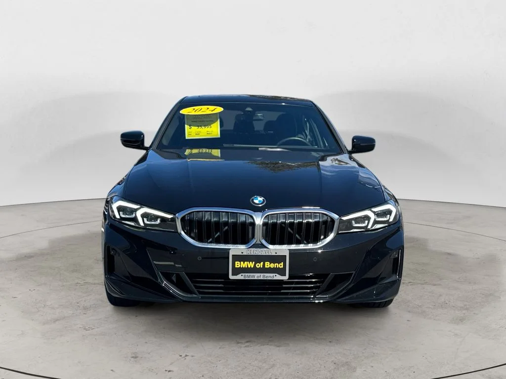2024 BMW 3 Series 330i - Photo 2