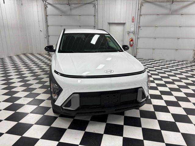 New 2026 White Hyundai SEL Sport AWD image 2