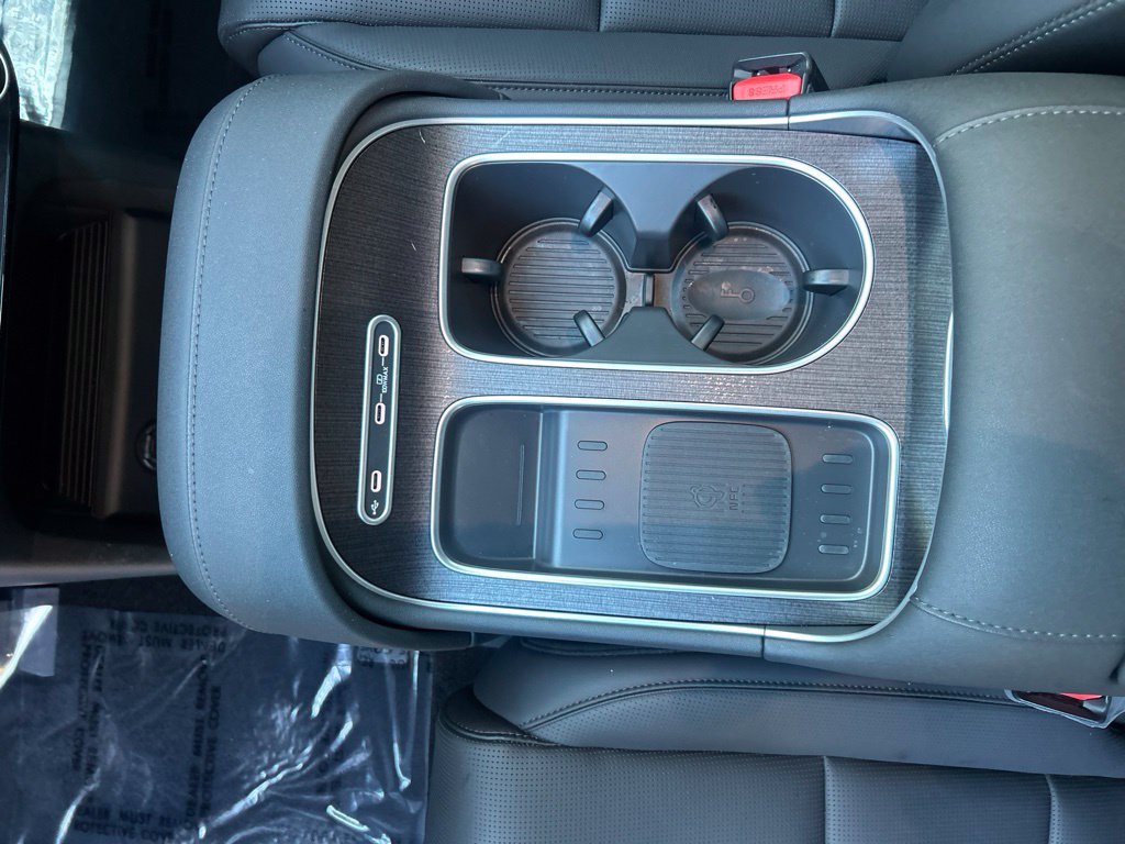 Certified Used 2026 Silver Hyundai SEL Premium image 18