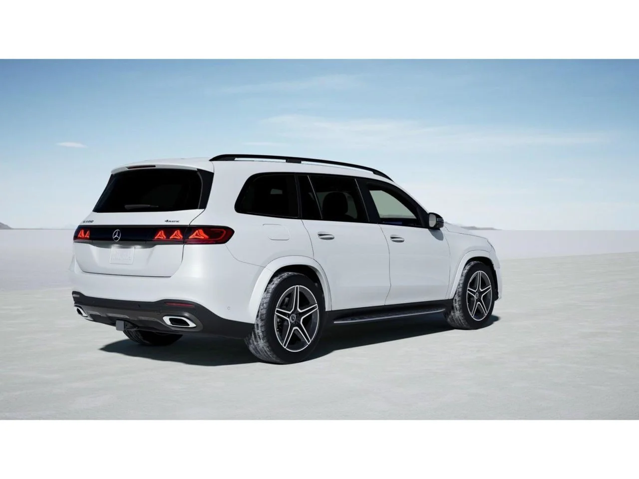 New 2027 MANUFAKTUR Moonlight White Metallic Mercedes-Benz GLS 450 image 21