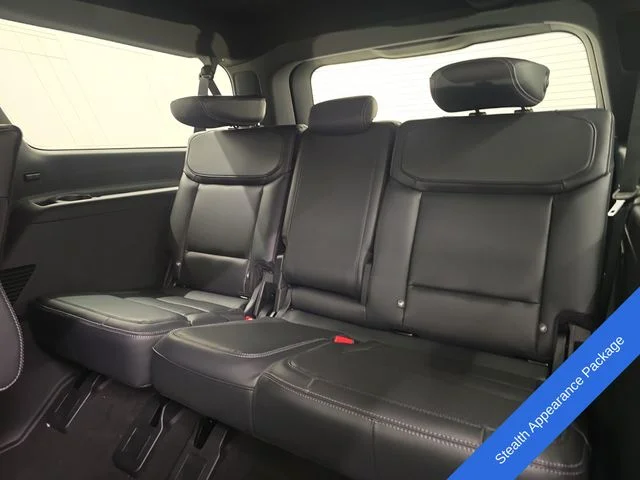 New 2026 Star White Metallic Tri-Coat Ford MAX Platinum® image 25